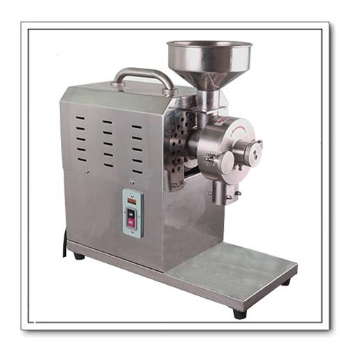 机,在860型磨粉机的成功经验上,进一步研发生产销售的专业五谷磨粉机